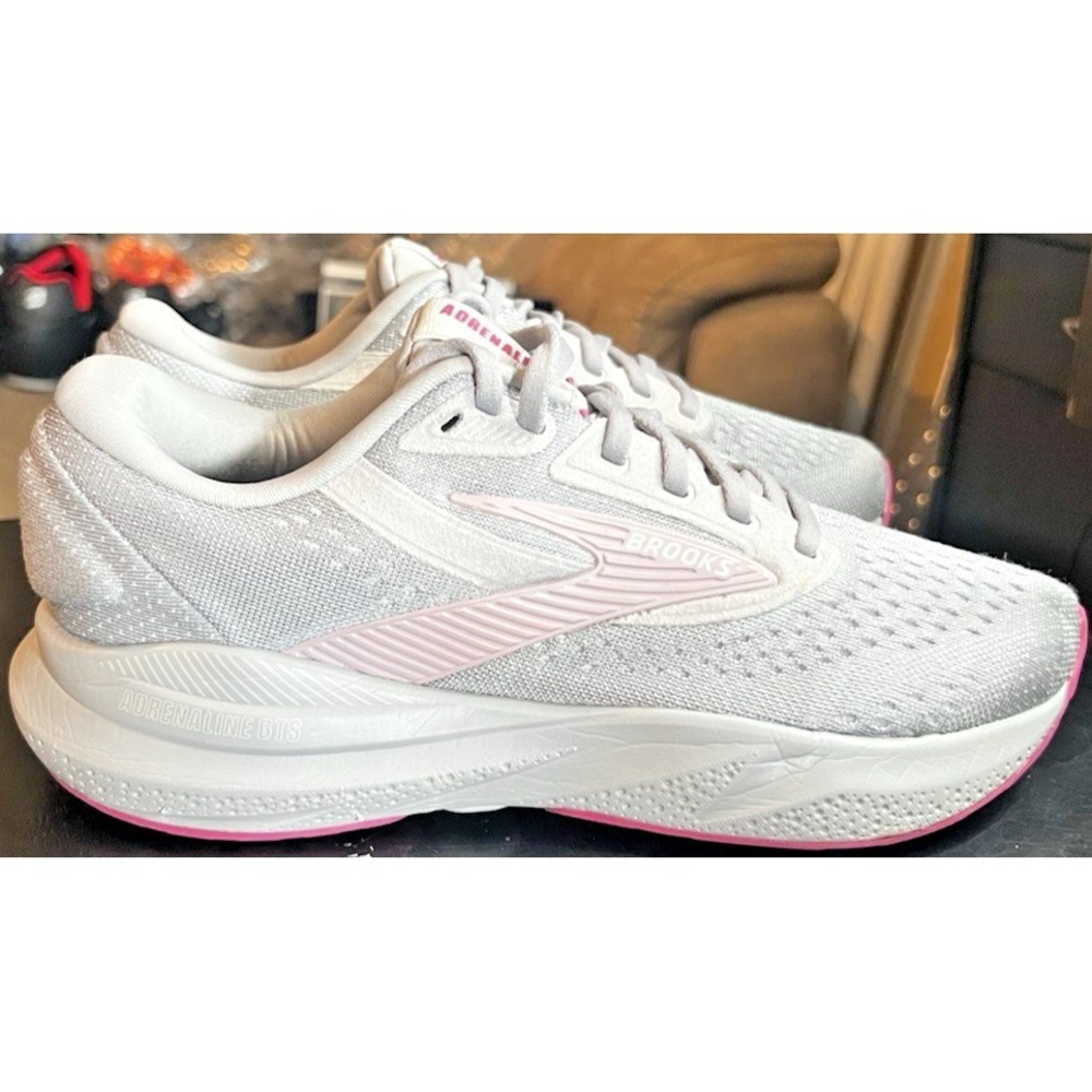 Brooks Adrenaline GTS 24 Running Shoes Sneakers Women's Size 6.5B Pink/Alloy